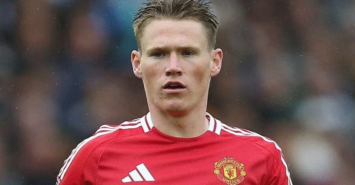 McTominay giục Conte đưa sao Man Utd về Napoli