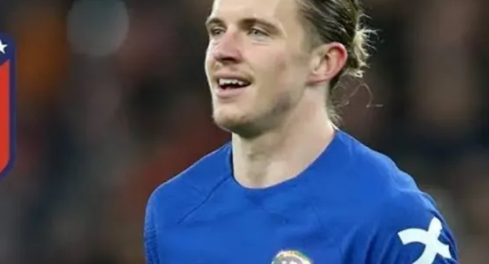 Conor Gallagher chính thức gia nhập Tottenham với giá 34 triệu bảng