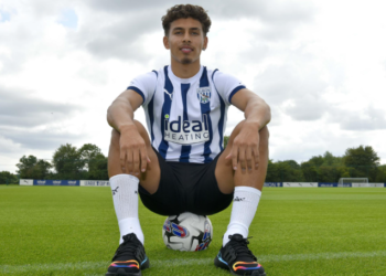 Birmingham chiêu mộ tiền vệ tấn công Jeremy Sarmiento